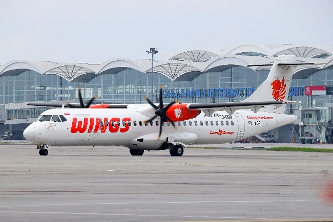  Wings Air dengan pesawat ATR 72-600 registrasi PK-WGS saat di Bandar Udara Internasional Kualanamu. DOK